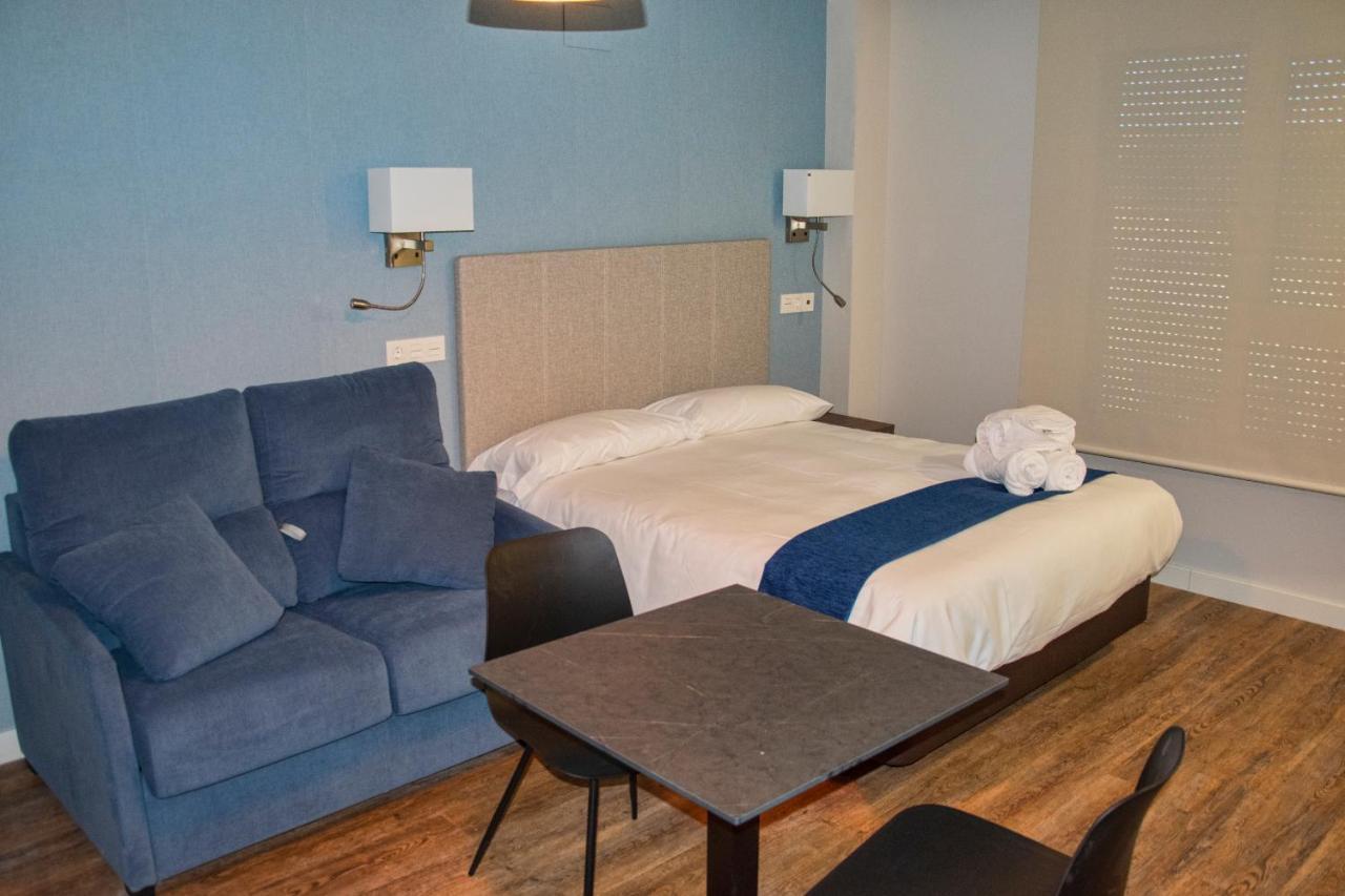 Aparthotel Essenzia De Castilla Aranda de Duero Extérieur photo