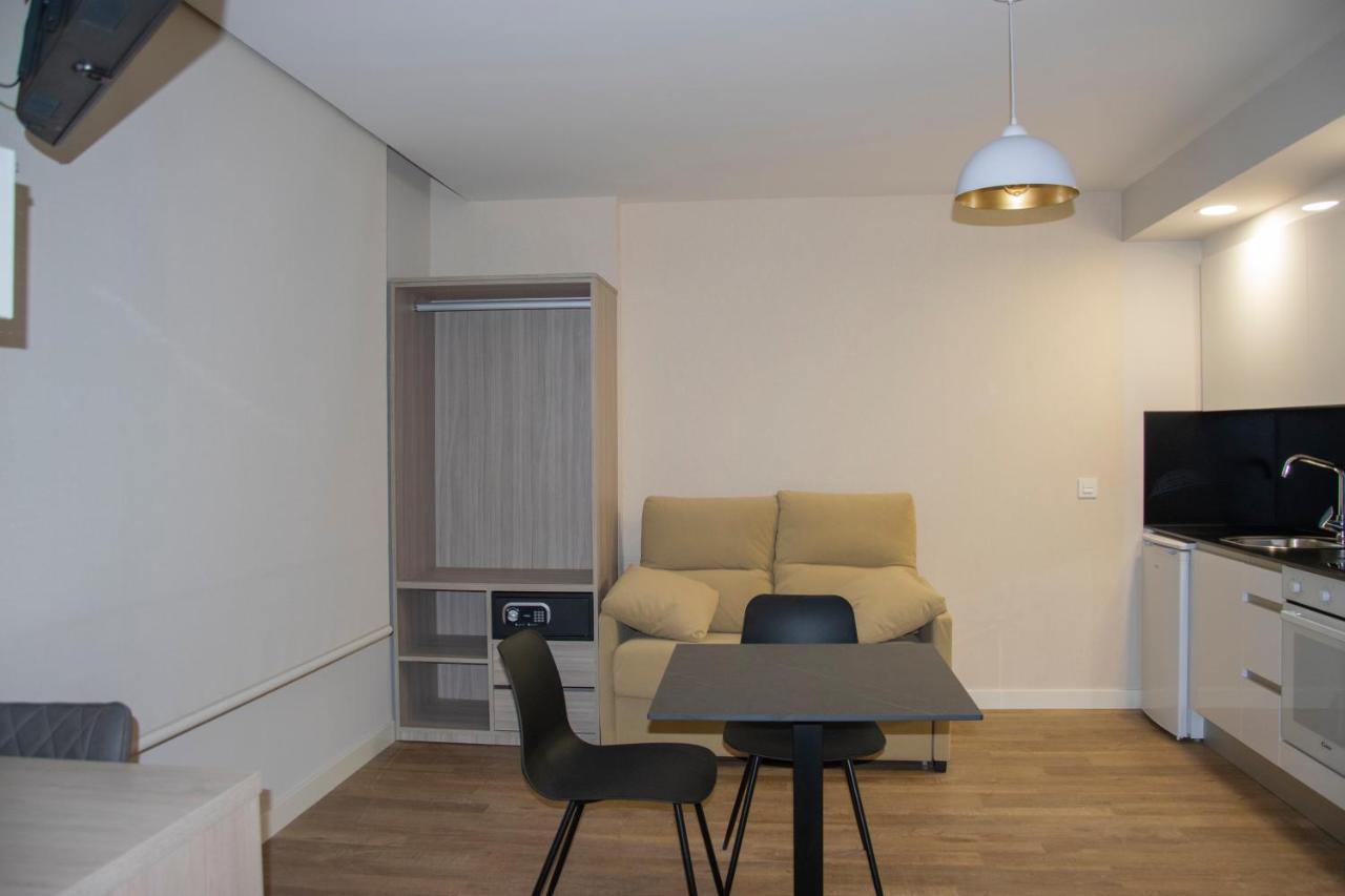 Aparthotel Essenzia De Castilla Aranda de Duero Extérieur photo