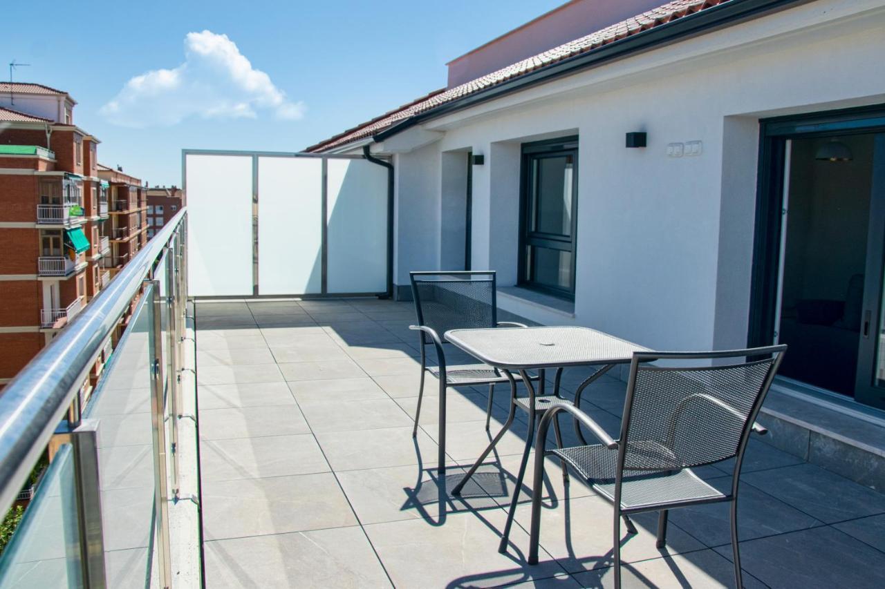 Aparthotel Essenzia De Castilla Aranda de Duero Extérieur photo