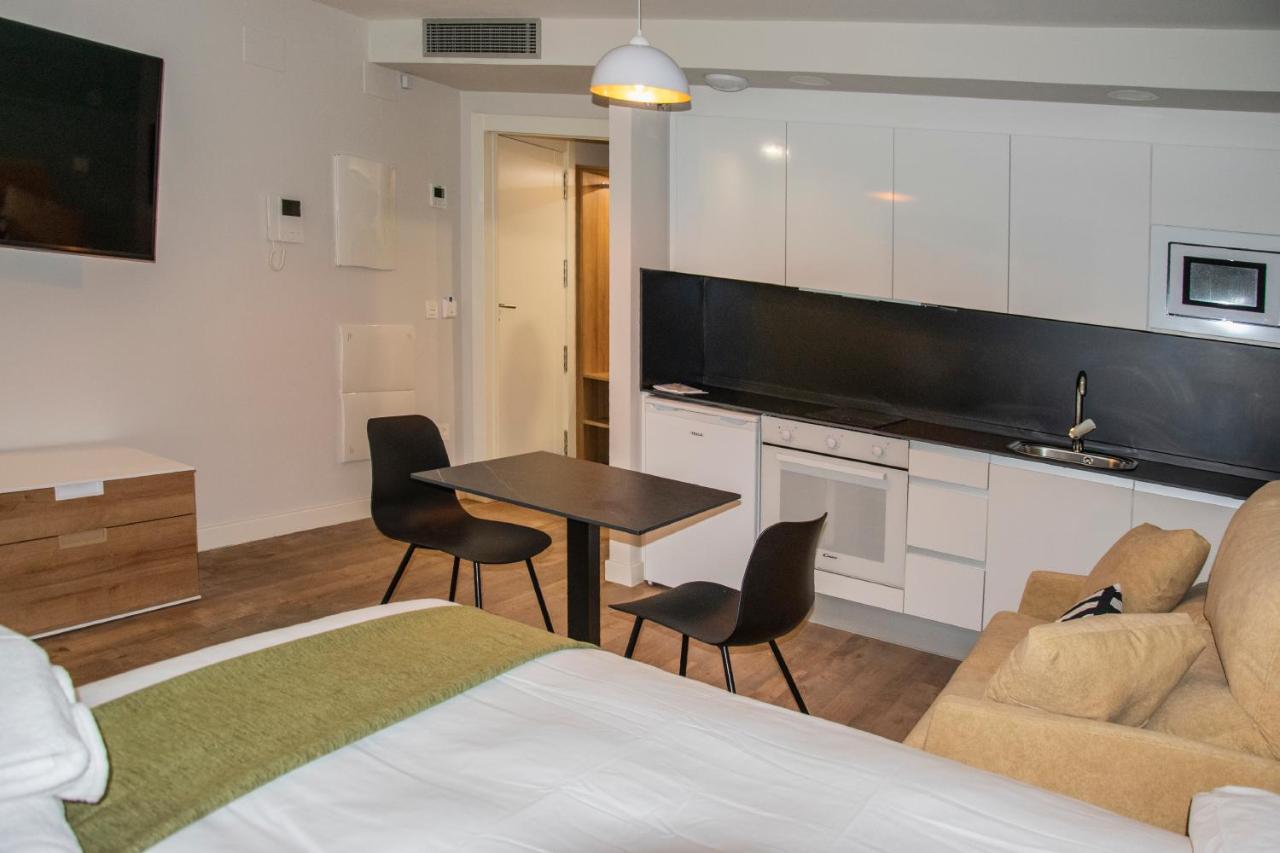 Aparthotel Essenzia De Castilla Aranda de Duero Extérieur photo